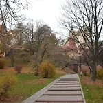 Mariensztat - Home From Home
